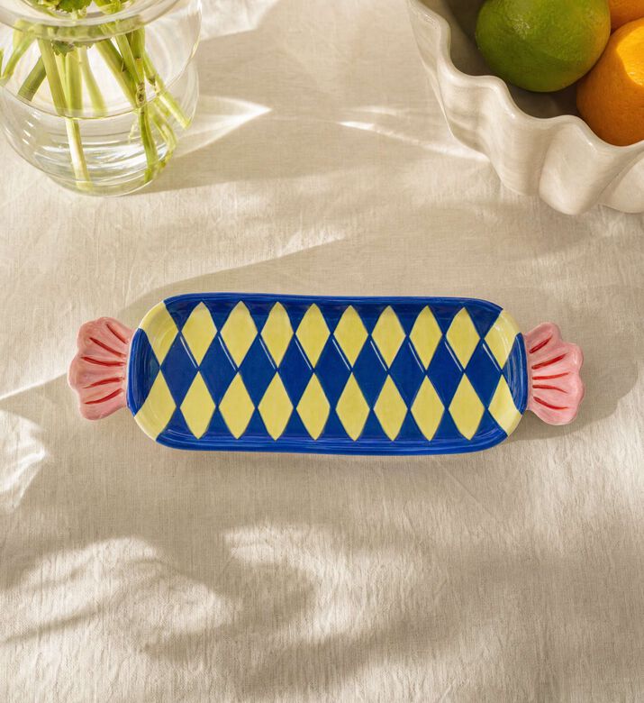 &k Amsterdam Candy-shape Large Plate, Model View