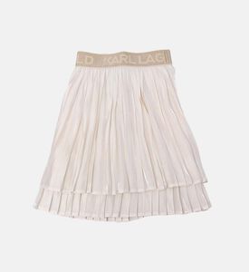 تنورة متوسطة الطول بطيات بطبعة شعار