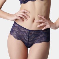 Karma Lace Shorty