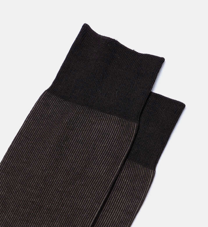 Fine Shadow Striped Socks