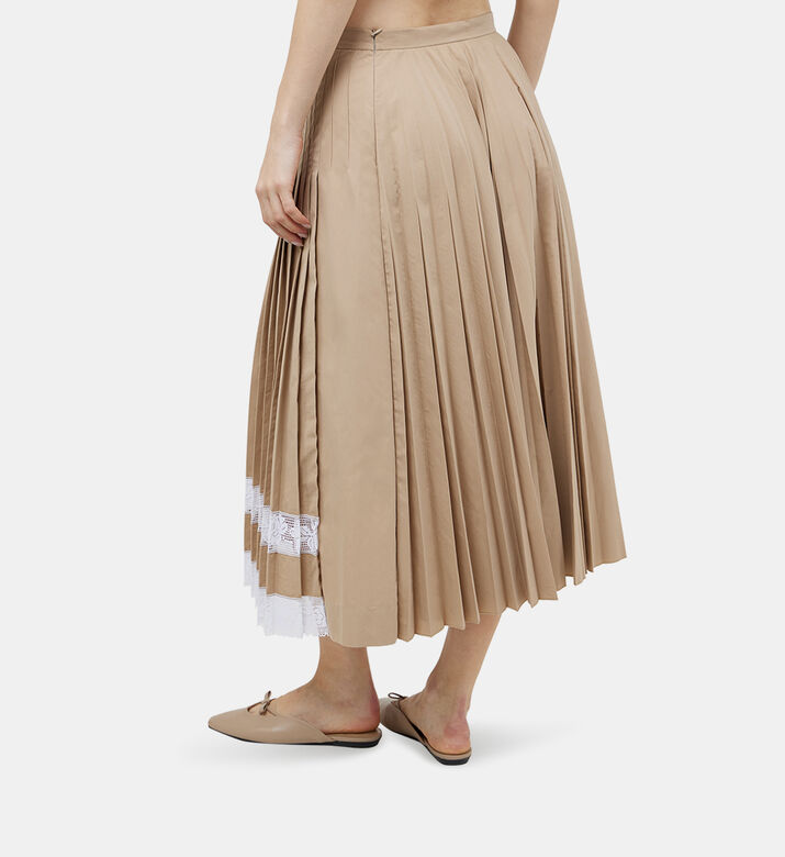 تنورة قطنية بطيّات دانتيل