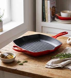 Le Creuset Grillit Cast Iron Square Skillet, Red, 26-cm, Packshot View