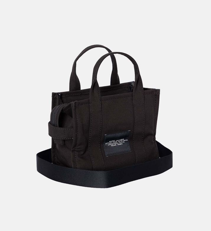 حقيبة حمل ملونة صغيرة