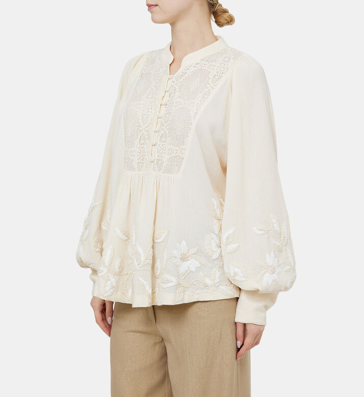 بلوزة باربرا مطرزة