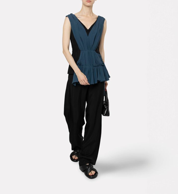 Marni Pant, Model View
