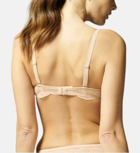 حمالة صدر نصف كوب من الدانتيل