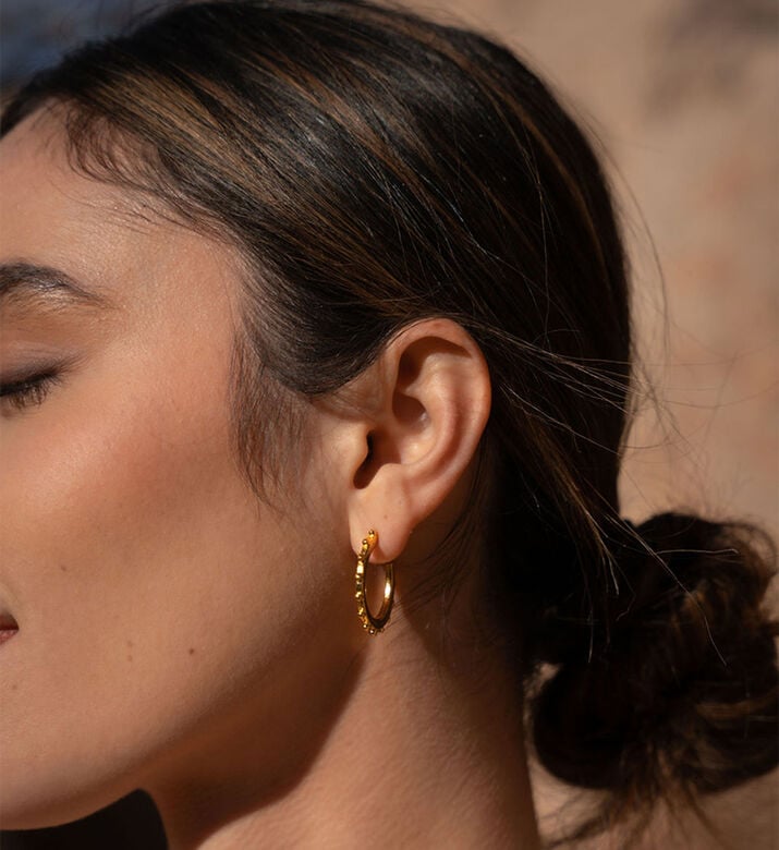 Ottoman Hands Earng Aida Hoop, Packshot View Ottoman Hands Earng Aida Hoop, Packshot View