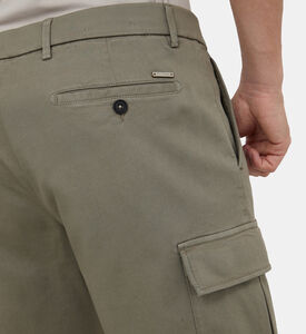 شورت برمودا متوسط الطول