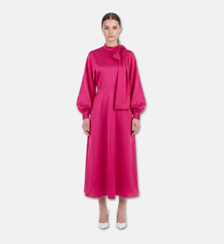 Poca and Poca Dress Vivianna, Model View