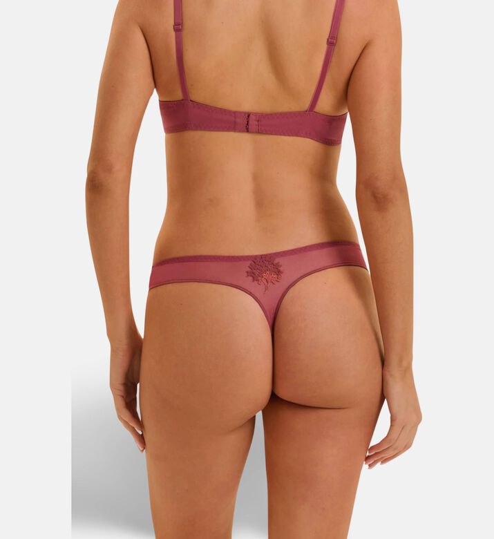 Simone Perele Low-rise Tanga Briefs, Model View