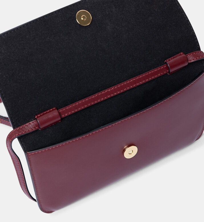 حقيبة كروس جلدية مفصلة