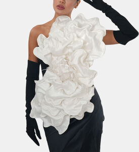 فستان طويل بقصّة أزهار كبيرة الحجم