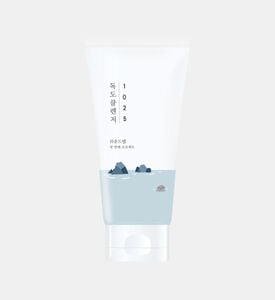 Round Lab Dokdo Deep Cleansing Foam, Packshot View Round Lab Dokdo Deep Cleansing Foam, Packshot View