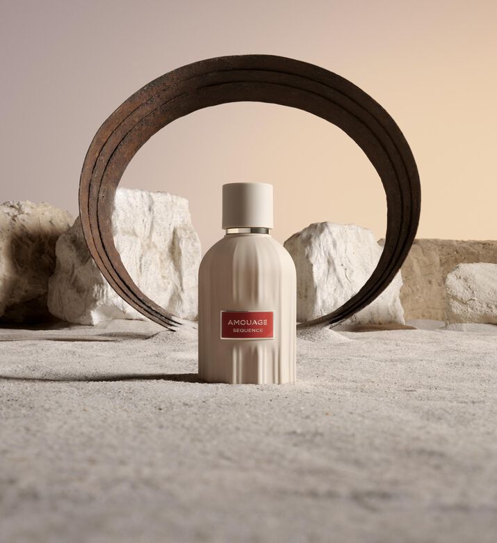 Amouage Sequence Essence De Parfum, Packshot View