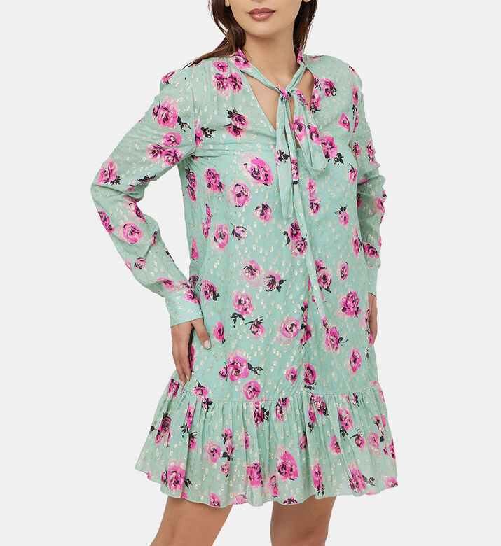 فستان بطبعة أزهار بألوان مائية