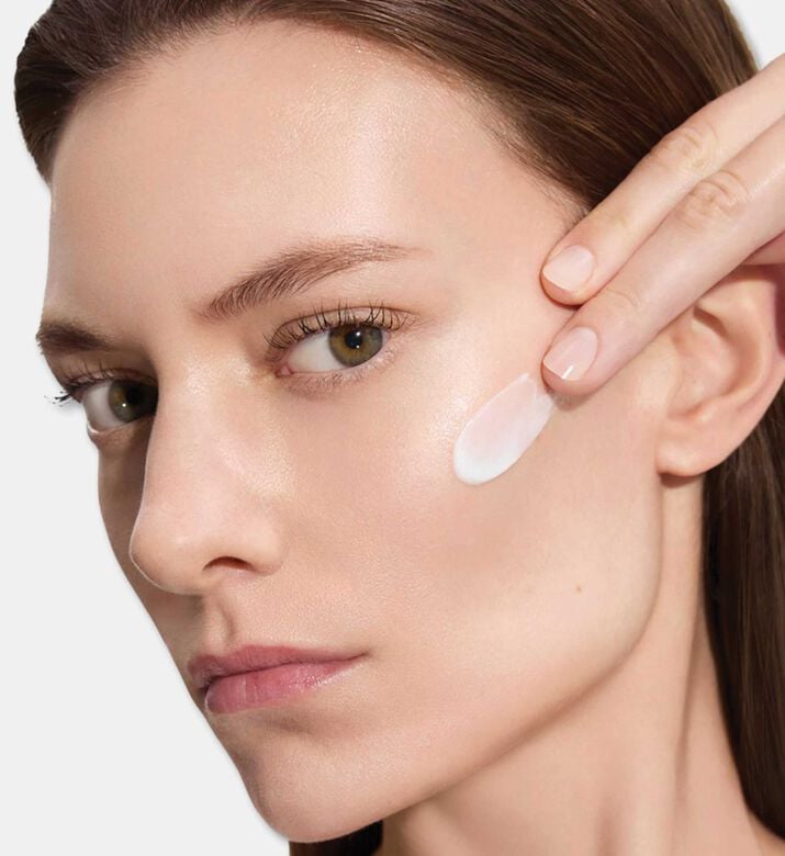 Yves Saint Laurent Cream Pure Shots Youth Reload, Packshot View