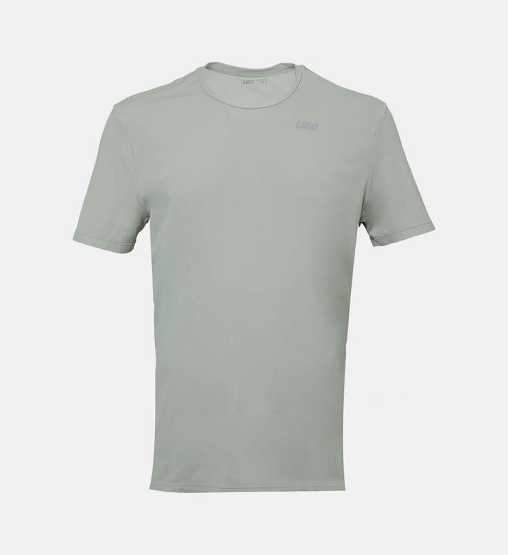 تيشيرت بأكمام قصيرة بقماش بيو ستريتش