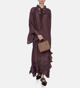 فستان طويل واسع مستوحى من الطراز البوهيمي