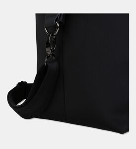 Boss Bag Changing, Packshot View