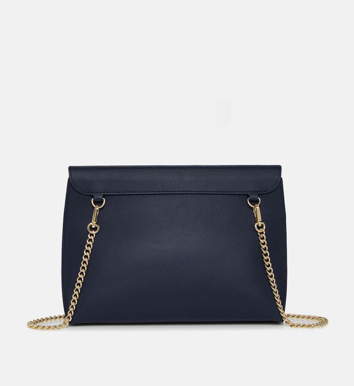 كلتش مستطيلة الشكل بتصميم أنيق