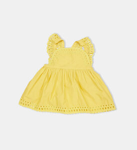 بلوزة بتطريزات انجليزية واسعة