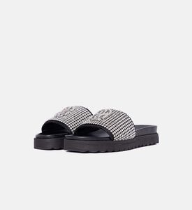 حذاء مفتوح مزين بكريستال