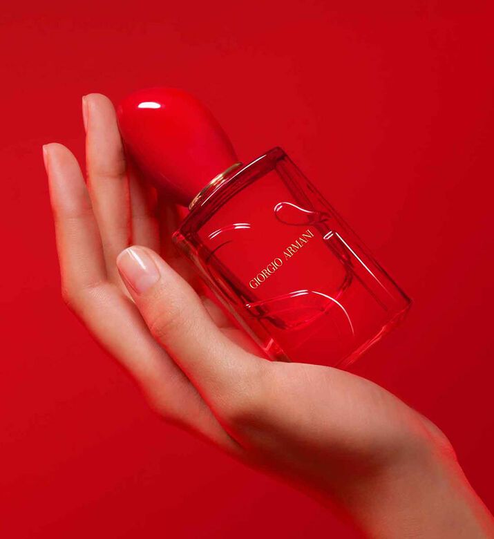 Si Passione Red Musk Eau De Parfum