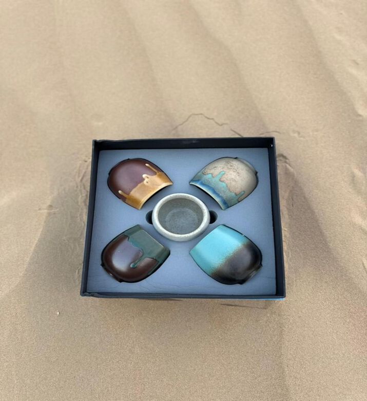 Tohfa Luxe Amber 5-piece Ceramic Cup Gift Set, Packshot View