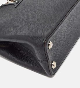 Louis Vuitton Taurillon Leather Python Capucines Bag Preowned Louis Vuitton Taurillon Leather Python Capucines Bag Preowned