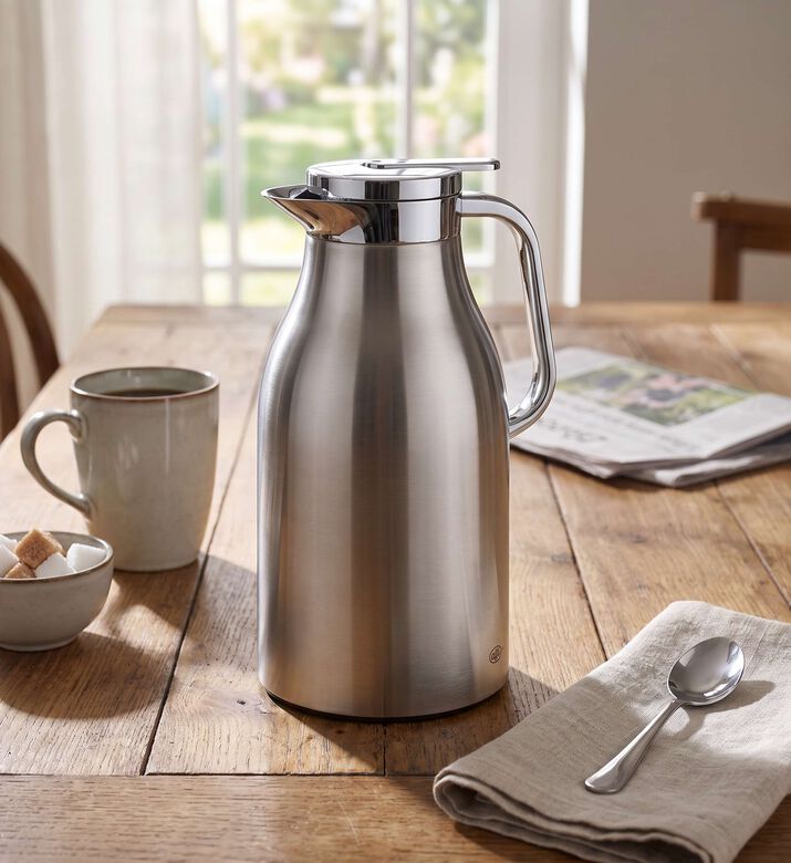 Alfi Chrome Side Handle Flask 1.5l, Metallic, Model View