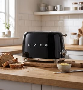 Smeg Long Slot 2-slice Toaster, Black, Model View