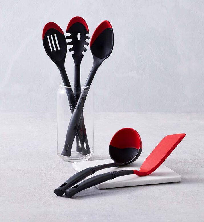 تيرنر مسطح من السيليكون من ريفولوشن