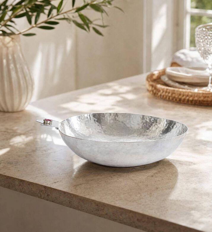 Noorena Gem-inspired Bowl, Model View