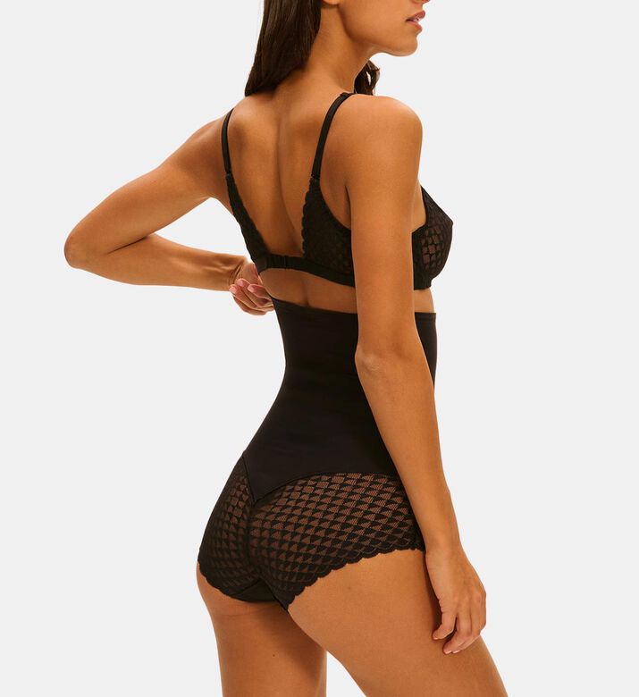 شورت محدد للجسم سوبتايل عالي الخصر