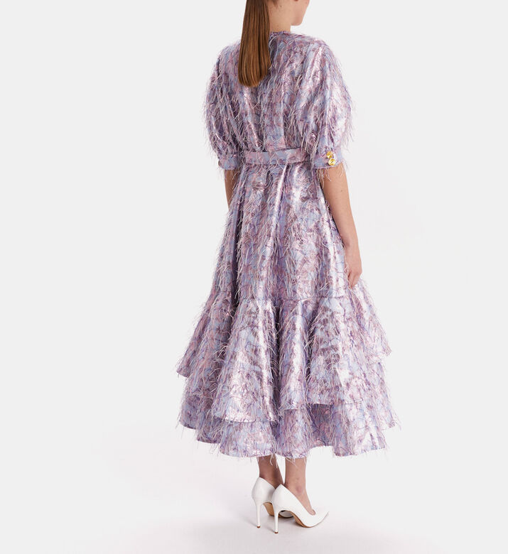 فستان مطرز بالريش