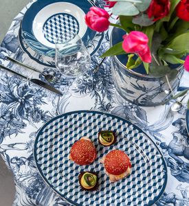 Versailles Oval Plate Versailles Oval Plate