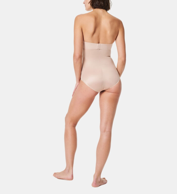 Seamless High-waisted Brief