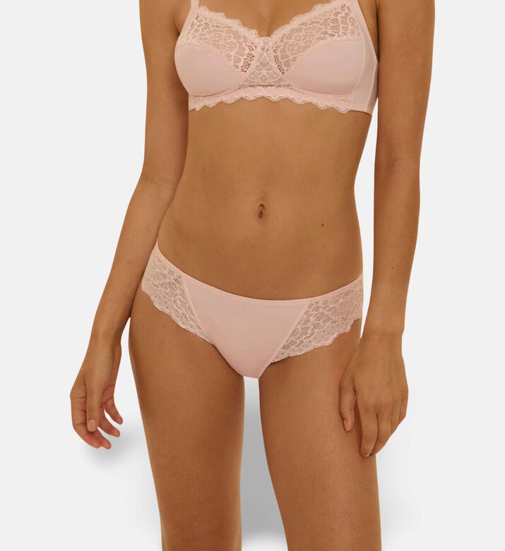 Simone Perele Bikini, Model View
