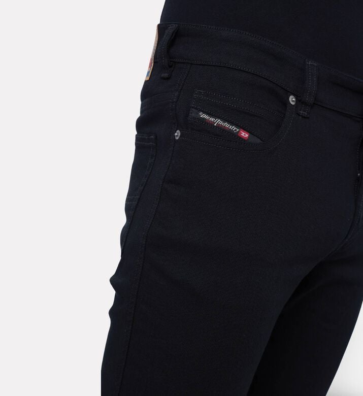 Diesel Jeans, Model View