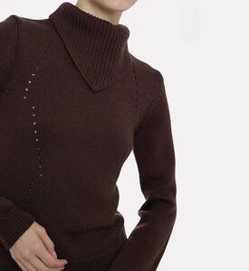 Ba and Sh Button Placket Long-sleeve Pull, Model View