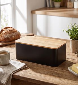 Gusta Metal Matt Lunch Box, Model View