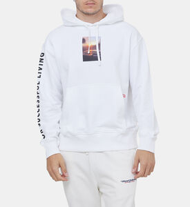 سترة قطنية بغطاء رأس بطبعة غرافيك