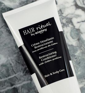 تجديد قناع العناية بالشعر