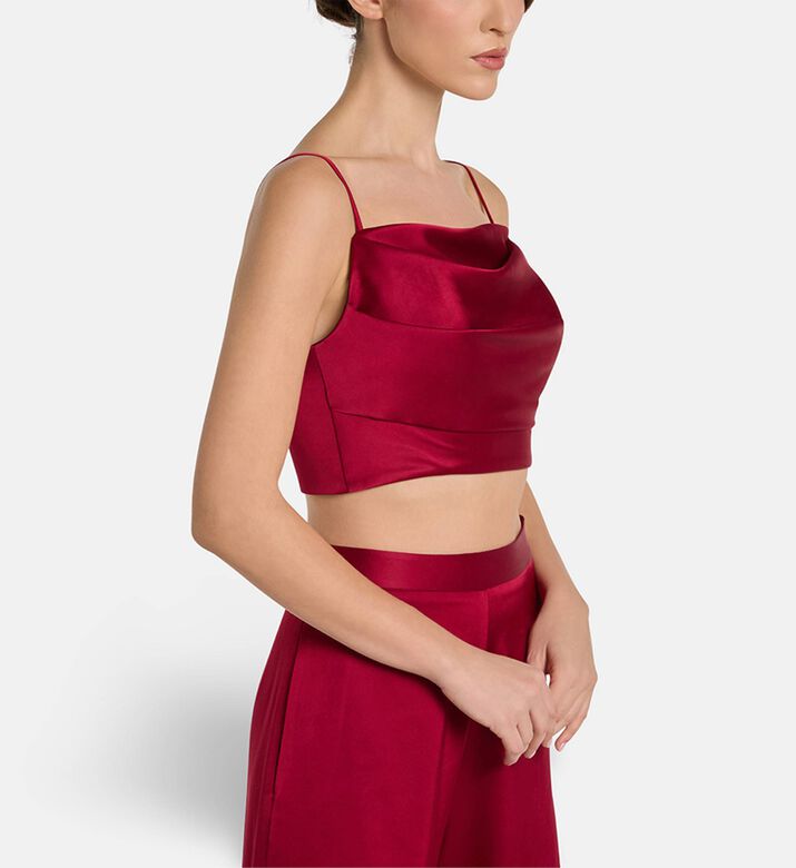 Savanna Top Satin, Burgundy, S, Model View