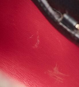 Louis Vuitton Taurillon Leather Python Capucines Bag Preowned Louis Vuitton Taurillon Leather Python Capucines Bag Preowned