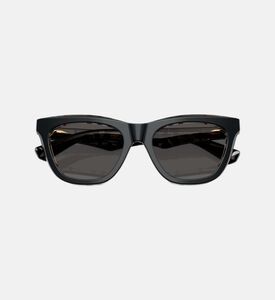 نظارات شمسية لامعة بتصميم كات آي 53