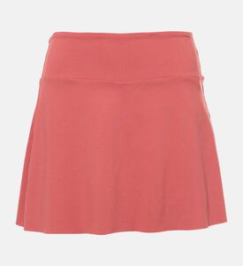 تنورة بجيوب مفتوحة