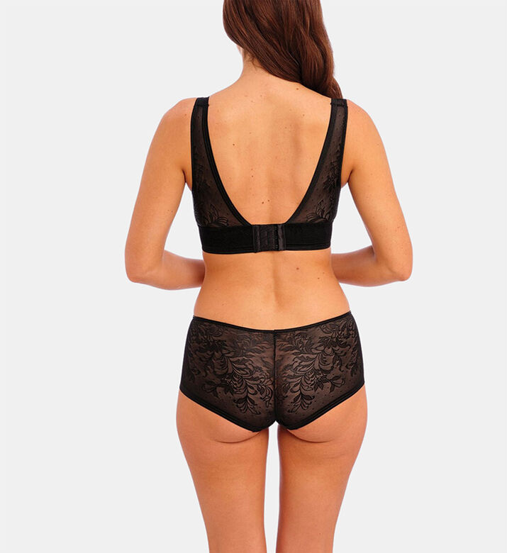 Wacoal Soft Cup Plunging Bra, Model View