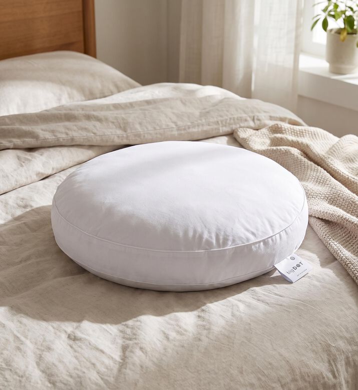 Suite702 Bigdot Cotton Pillow, Packshot View