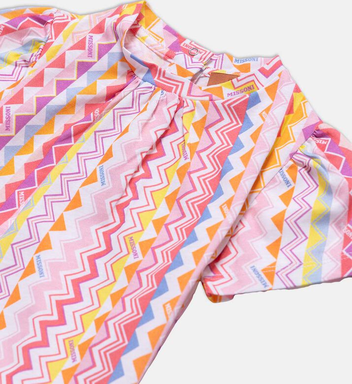 Short-sleeve T-shirt